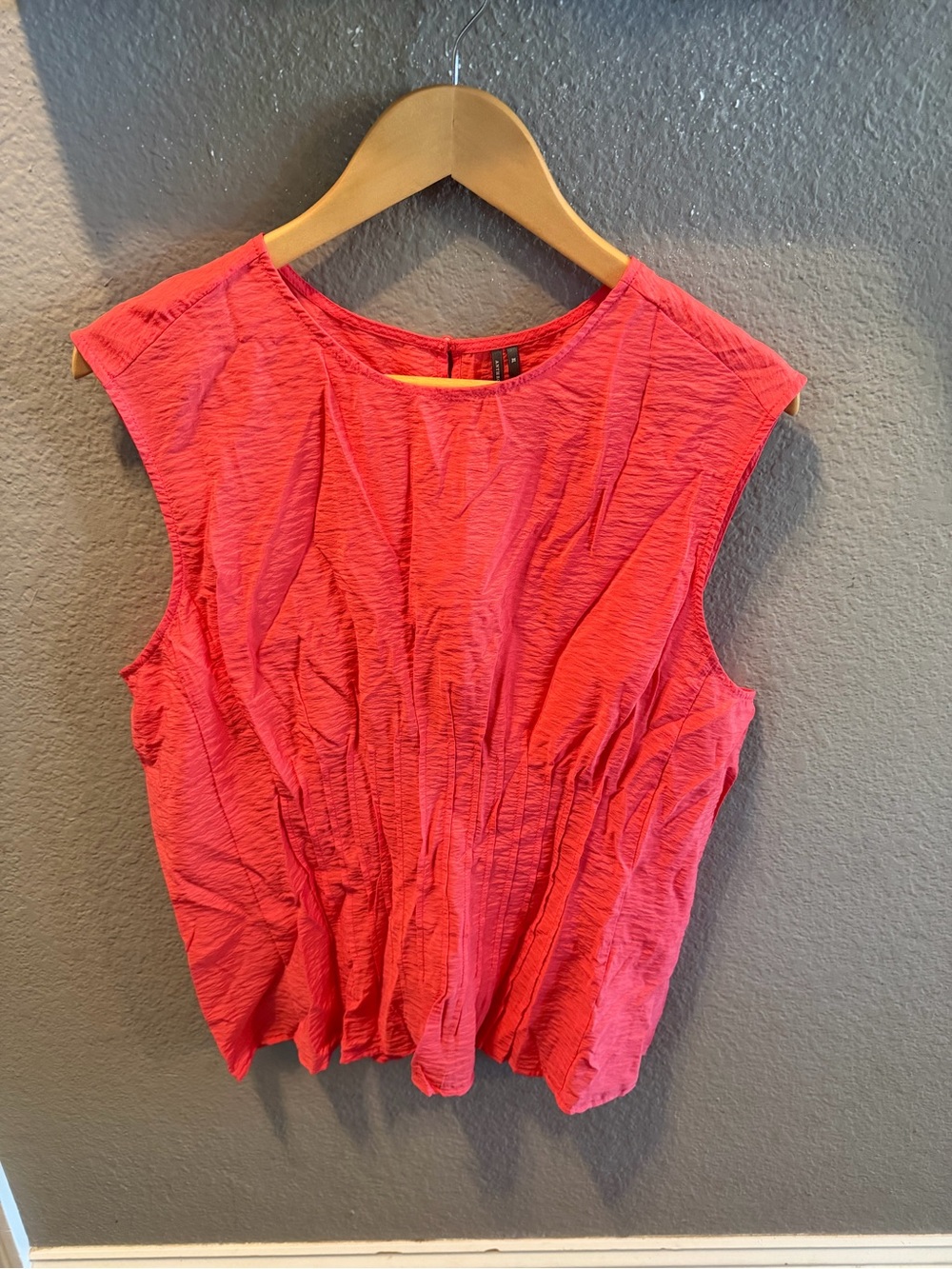 Anthropologie Coral Pleated Textured Sleeveless Blouse Top XL never worn